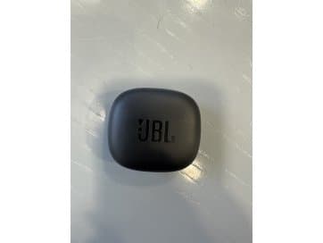 Juhtmevabad kõrvaklapid JBL