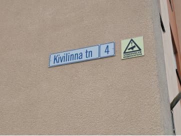 2-toaline korter: Ida-Viru maakond, Narva linn, Kivilinna tn 4-33 (47,7 m2, 1/5 korrus)