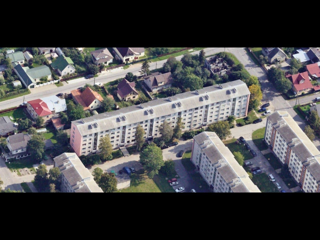 Müüa eluruum nr 24 (59,40 m2) aadressil Ida-Viru maakond, Kohtla-Järve linn, Järve linnaosa, Mõisa tee 9