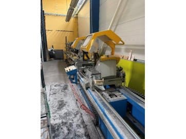 Järkamissaag Pertici Univer 500